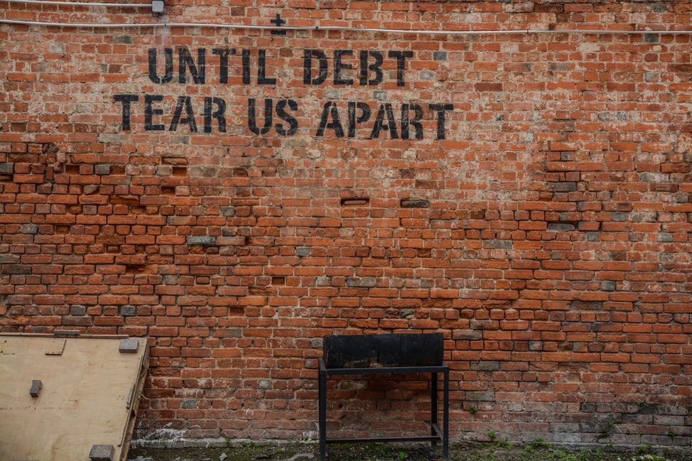 3 Reasons Why Debt Is Evil And Some Simple Tricks To Avoid It.